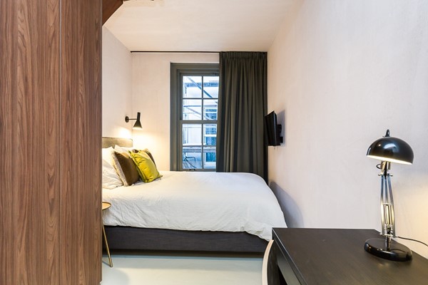 Medium property photo - Warmoesstraat 50G, 1012 JE Amsterdam